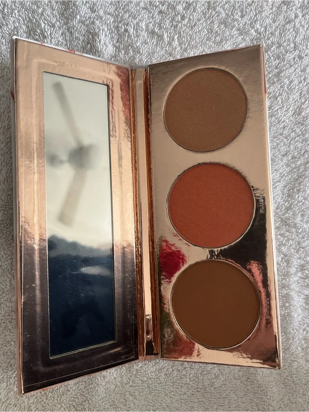 Perfect Face Pressed Powder Face Palette by Hipdot